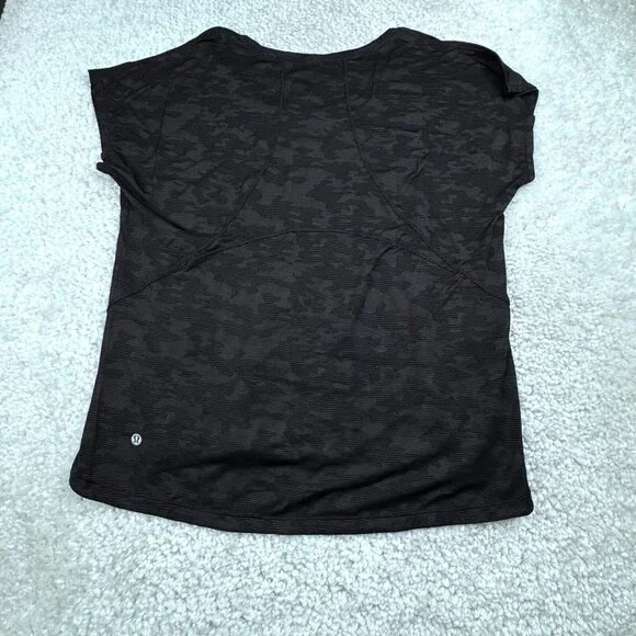Lululemon Black Camo Miles Ahead Tee - Picture 3 of 9
